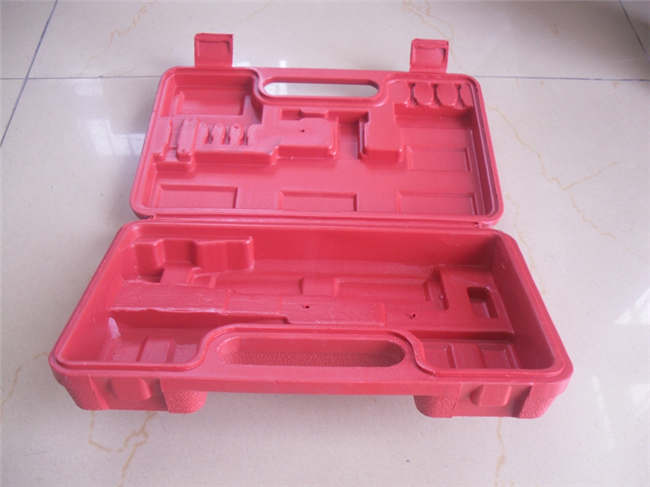 吹塑加工_吹塑制品設(shè)備使用前要注意什么？